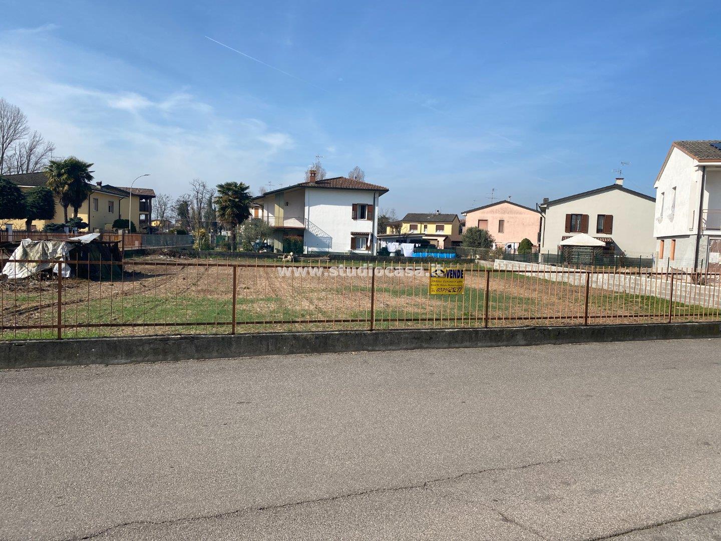 Terreno Residenziale in vendita a Turano Lodigiano