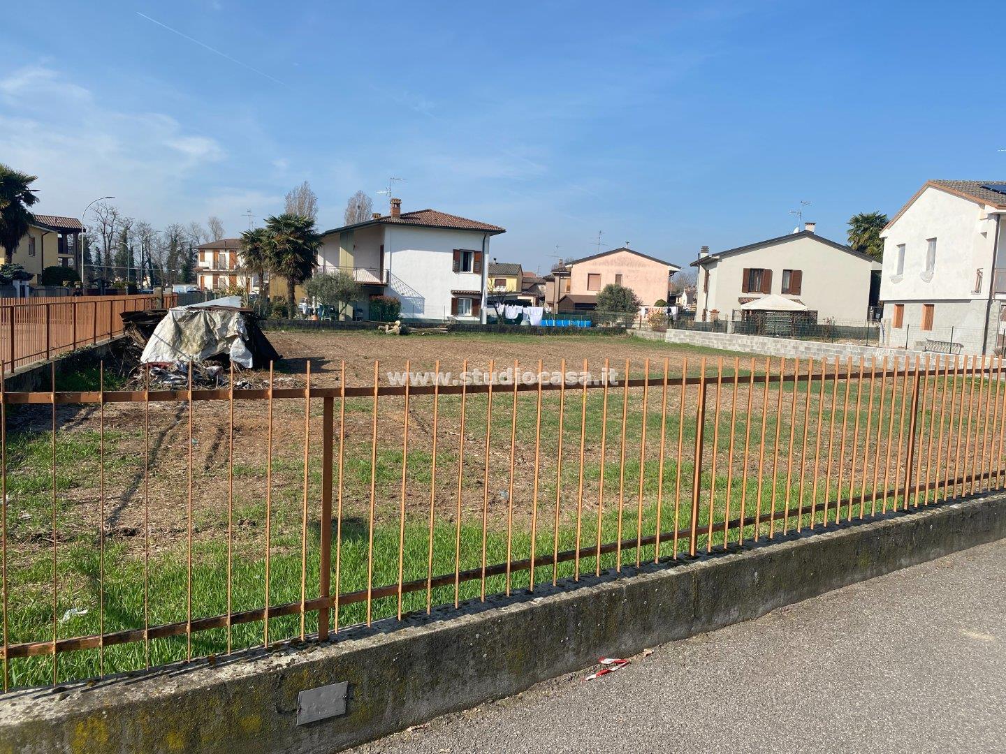 Terreno Residenziale in vendita a Turano Lodigiano