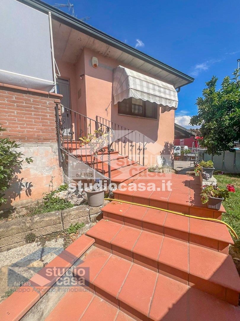 Capannone in vendita a Borgo San Giovanni
