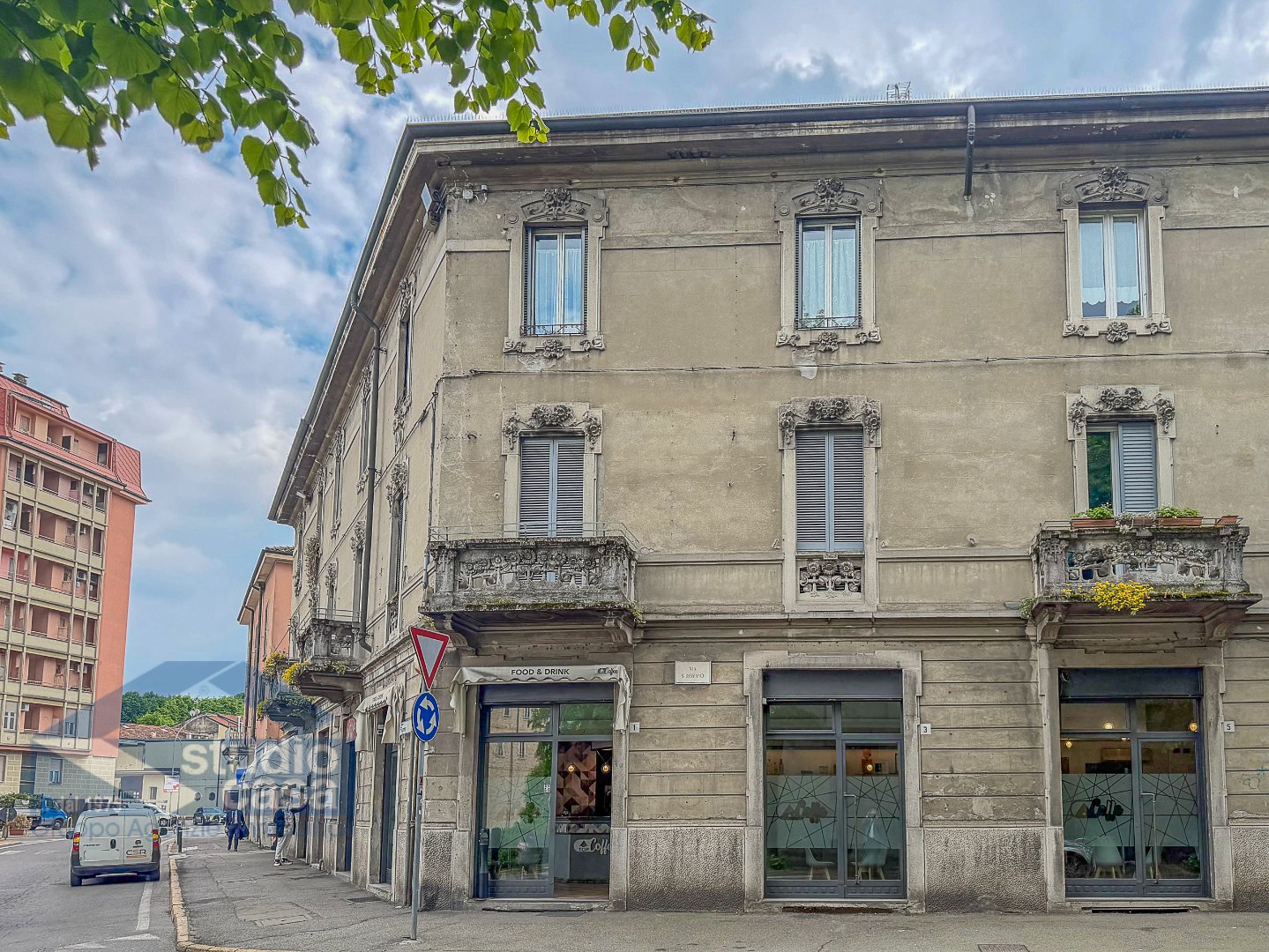 Bar/Pub in vendita a Lodi