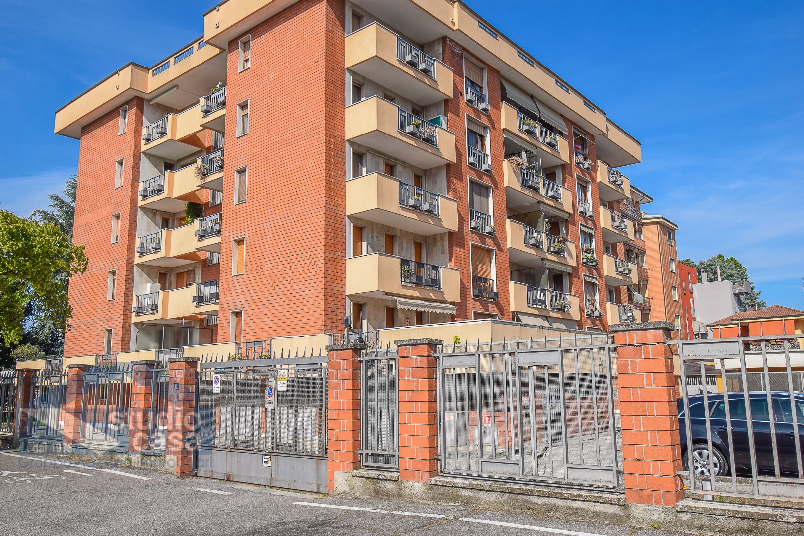 Magazzino in vendita a Lodi