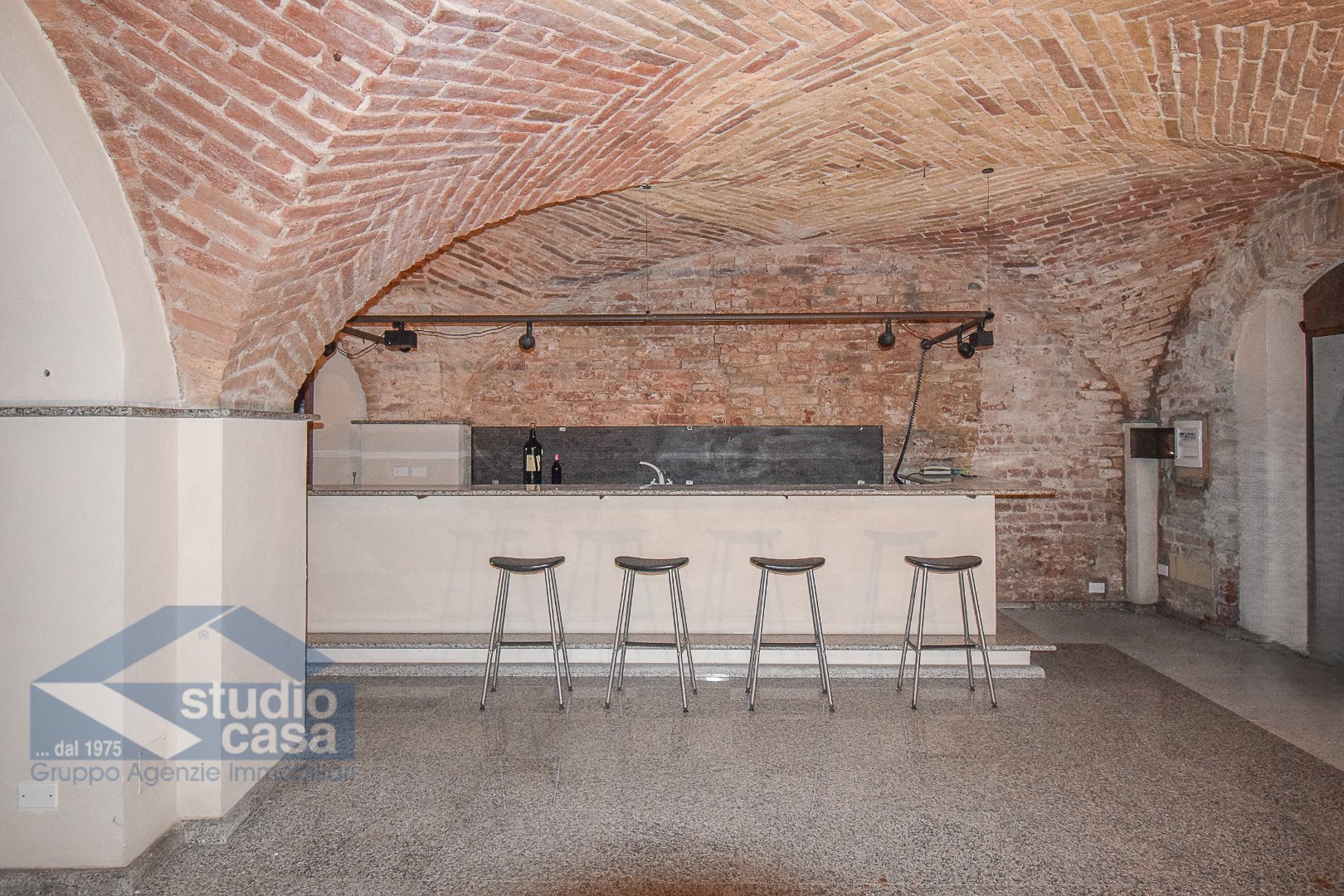 Cantina in vendita a Lodi