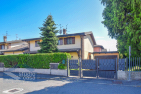 Villa a schiera di testa in vendita a Cornegliano Laudense