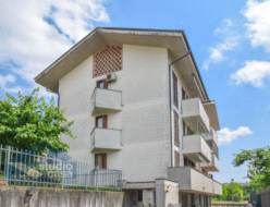 Appartamento in vendita a Tavazzano con Villavesco