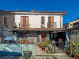 Appartamento in vendita a Secugnago