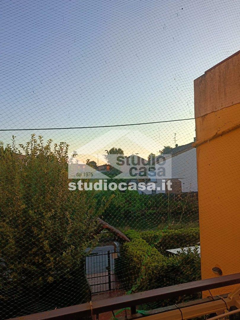 Appartamento in vendita a Locate di Triulzi
