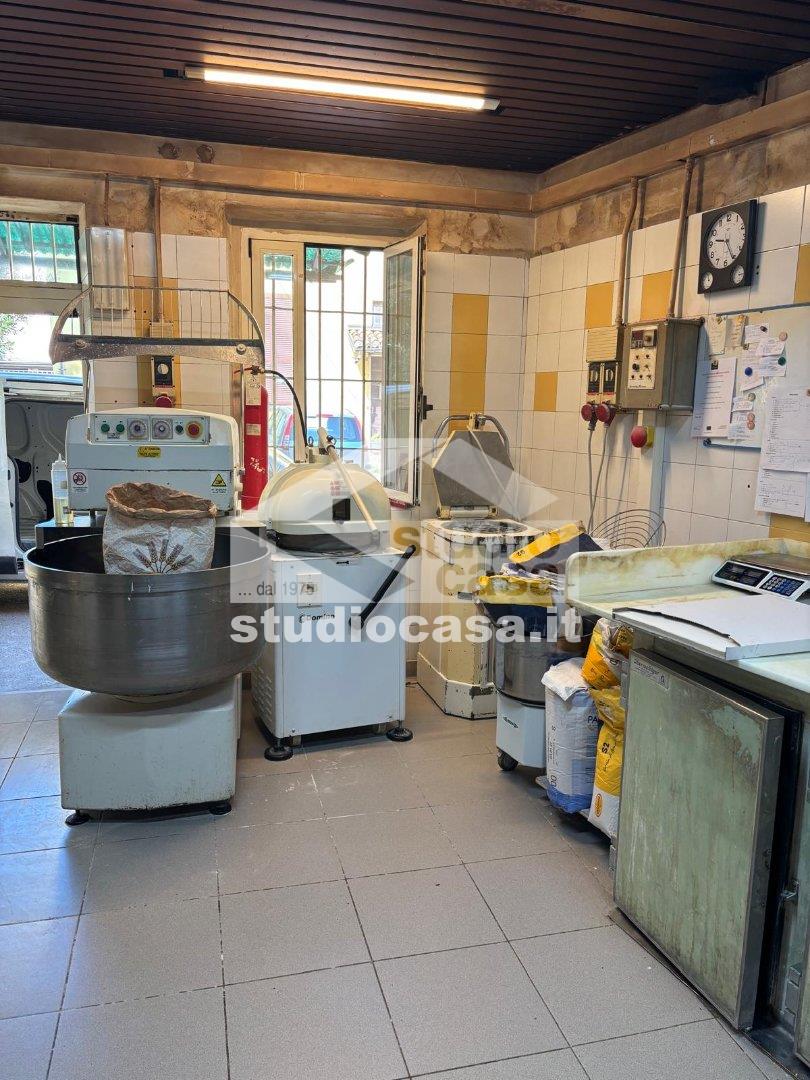 Panificio in vendita a Vidigulfo