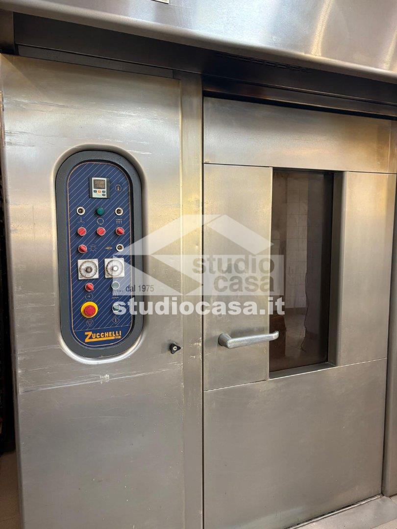 Panificio in vendita a Vidigulfo