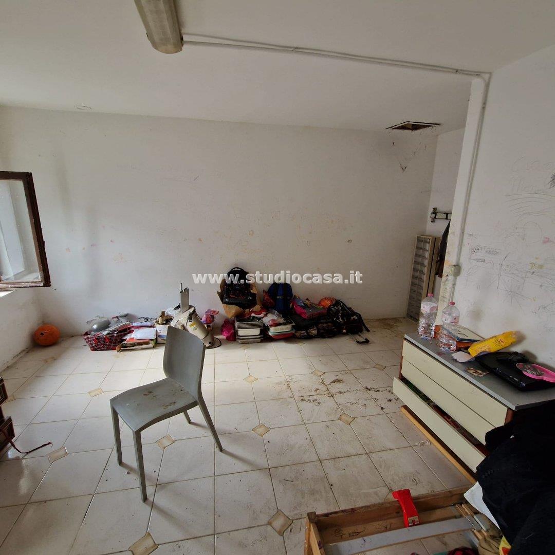Casa Unifamiliare in vendita a Vellezzo Bellini