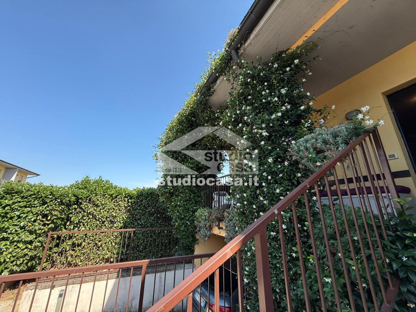 Villa a schiera in vendita a Lardirago
