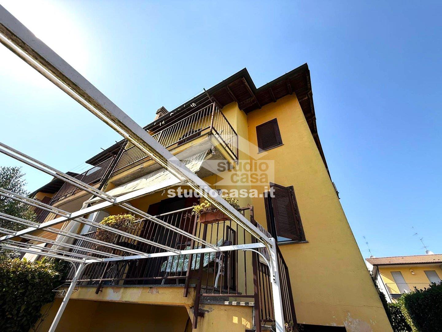 Villa a schiera in vendita a Lardirago