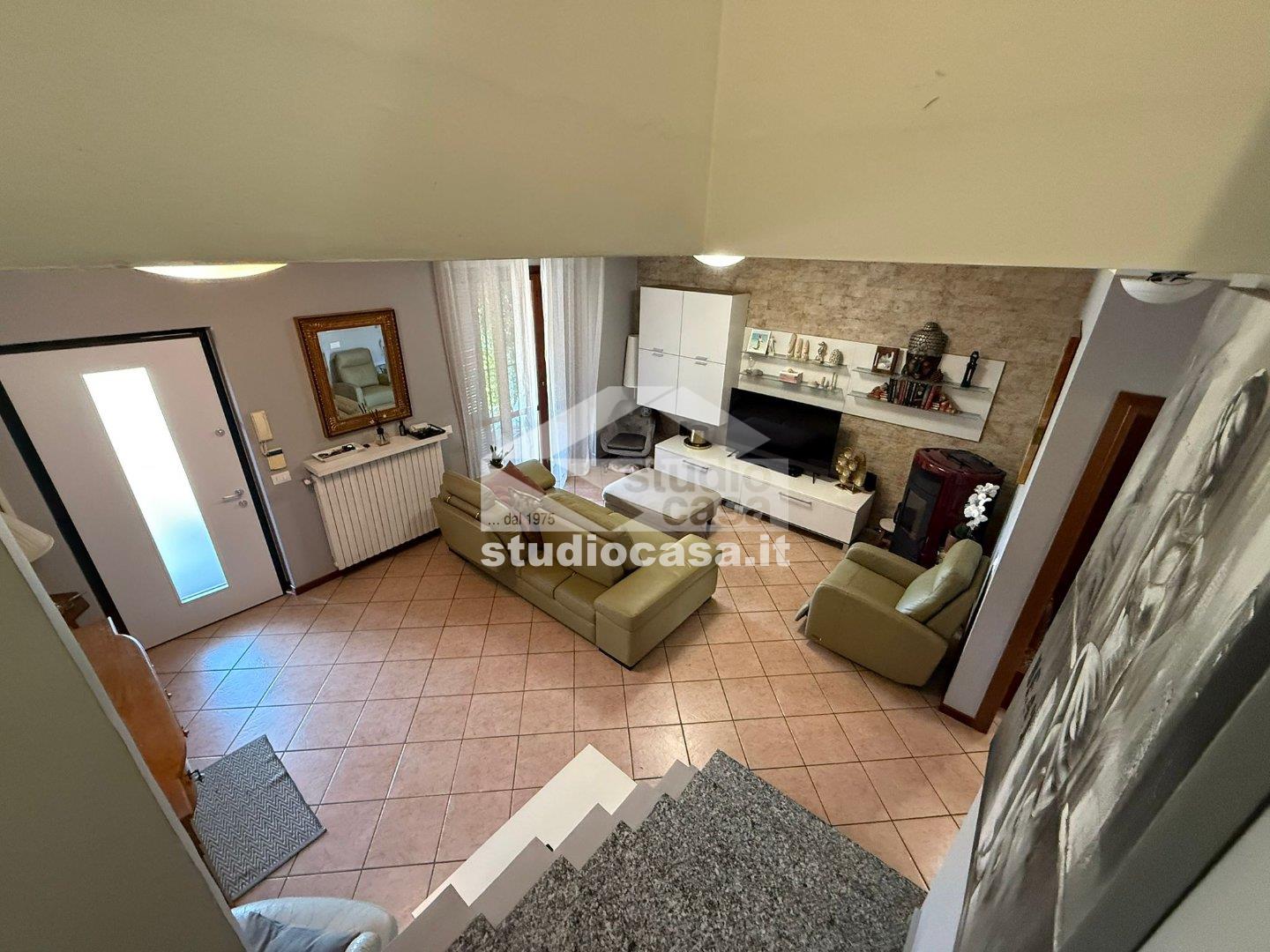 Villa a schiera in vendita a Lardirago