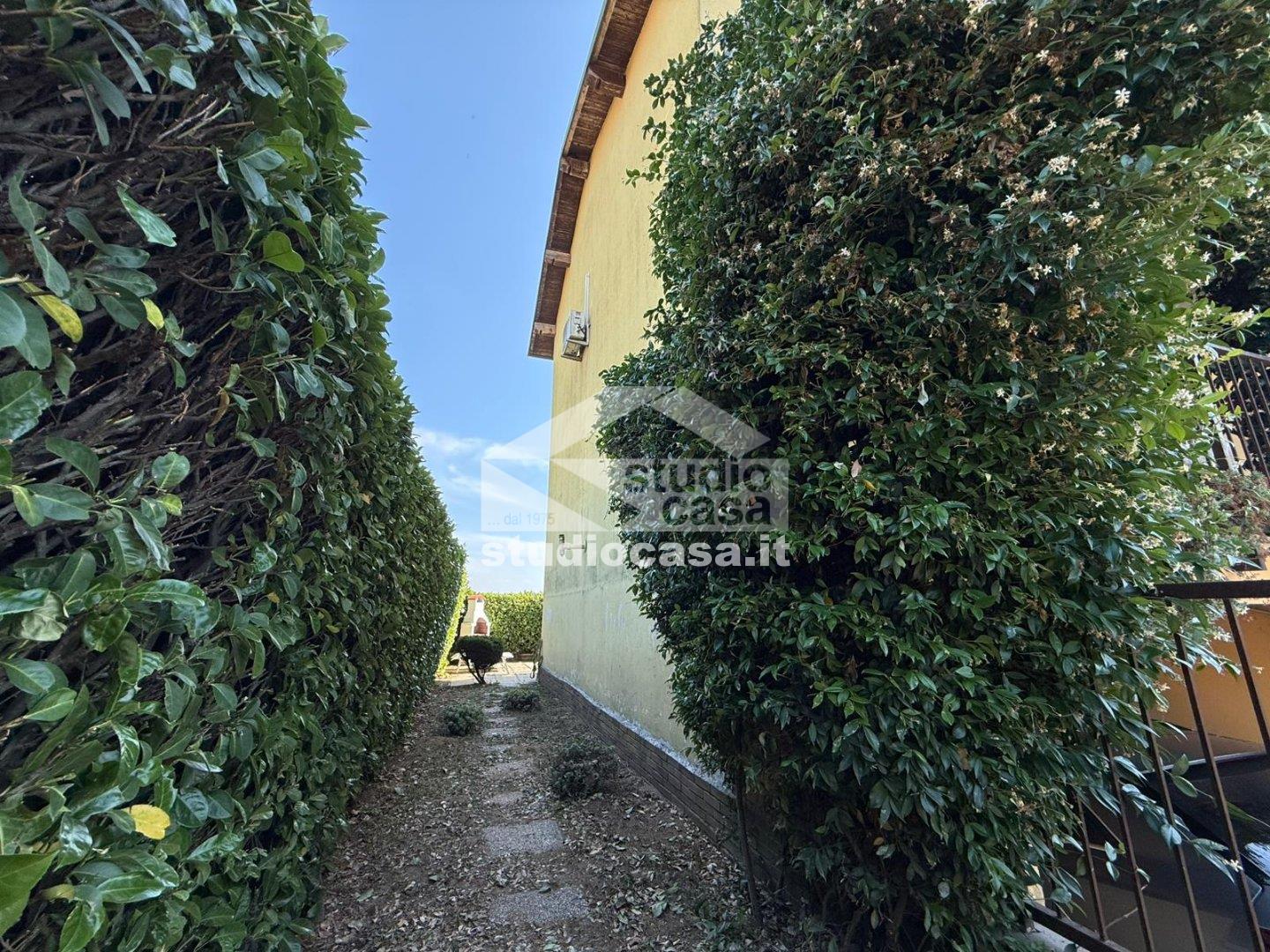 Villa a schiera in vendita a Lardirago