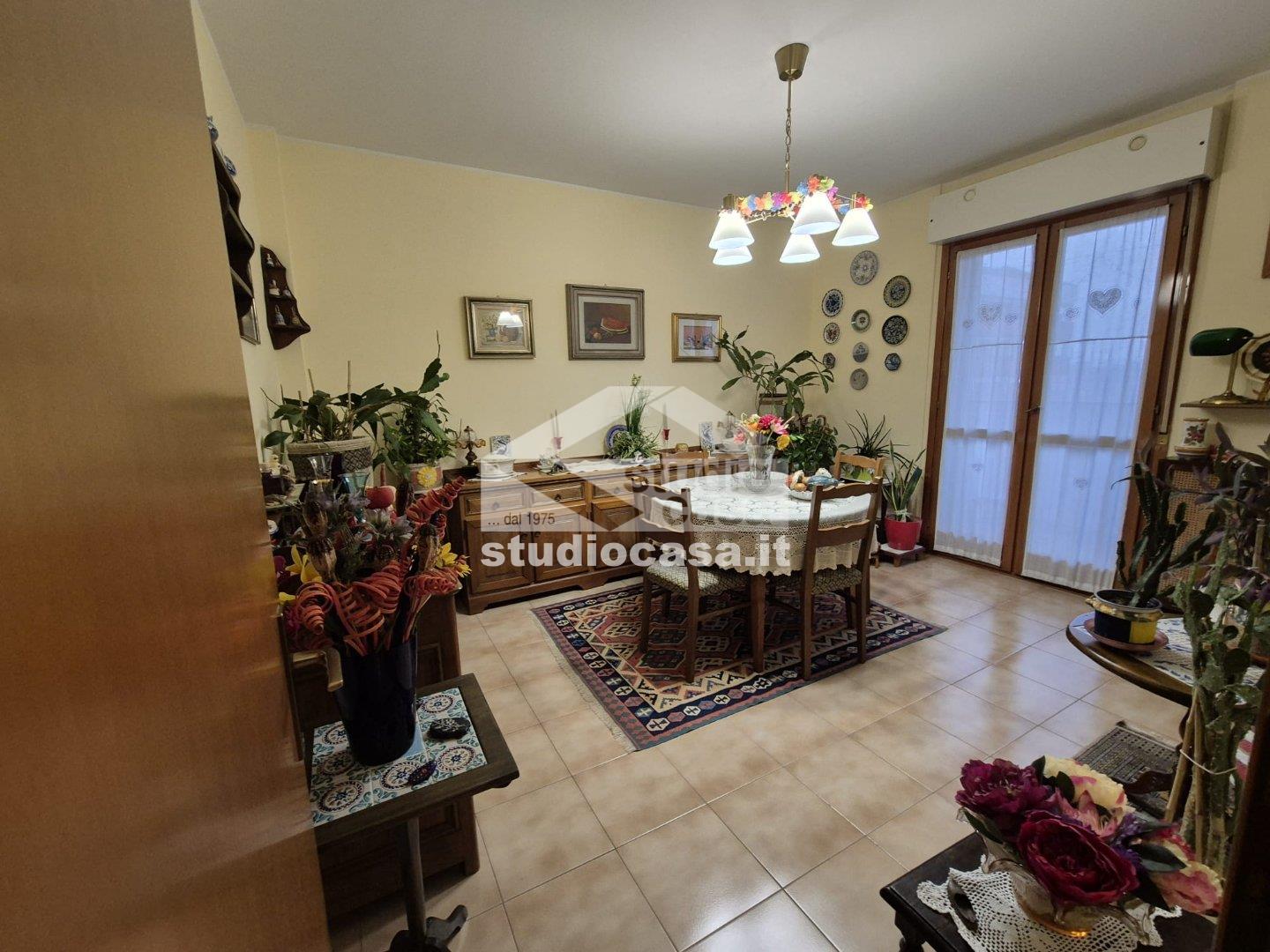 Appartamento in vendita a Opera