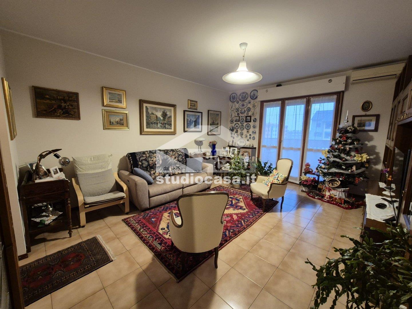 Appartamento in vendita a Opera