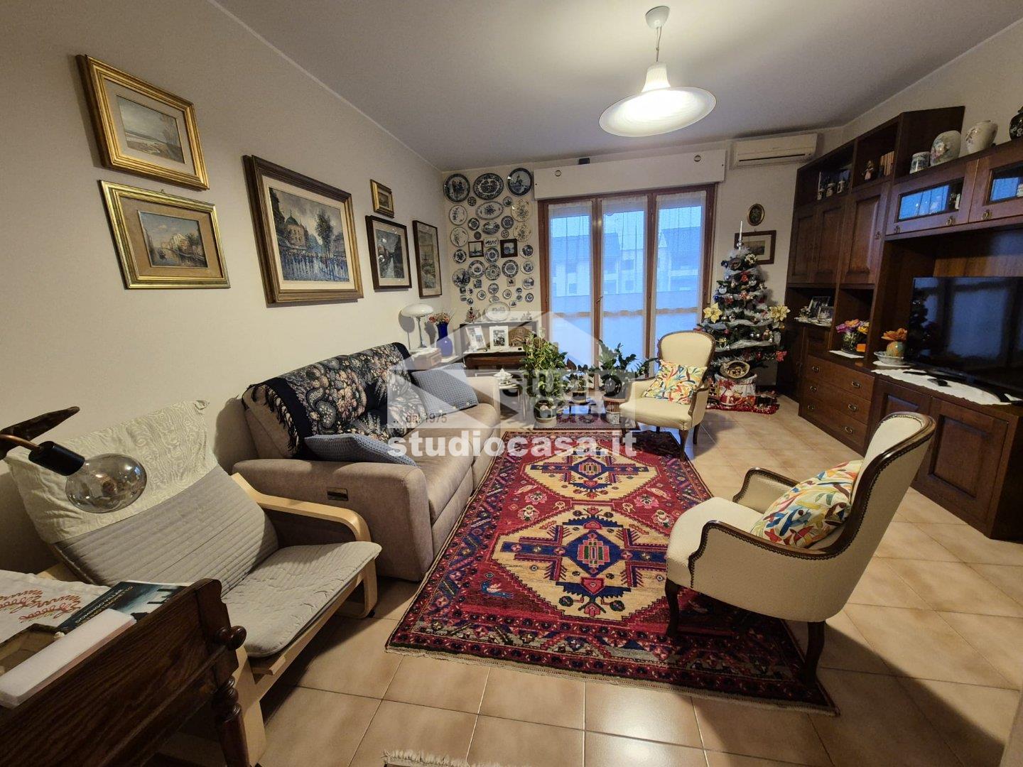 Appartamento in vendita a Opera