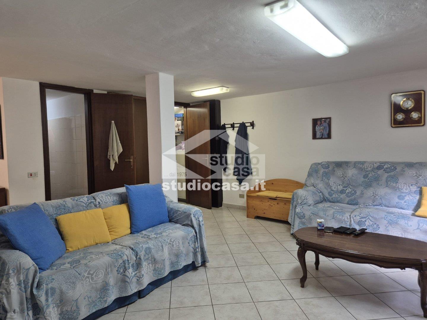 Villa a schiera di testa in vendita a Pieve Emanuele