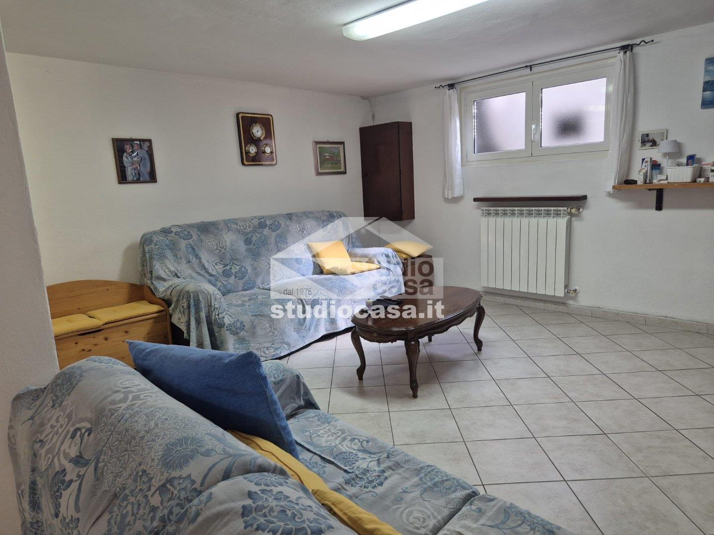 Villa a schiera di testa in vendita a Pieve Emanuele