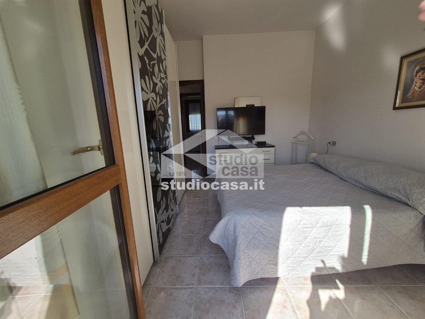 Villa a schiera di testa in vendita a Pieve Emanuele