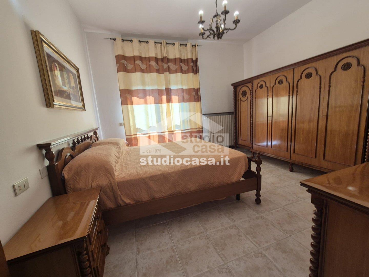Villa a schiera di testa in vendita a Pieve Emanuele