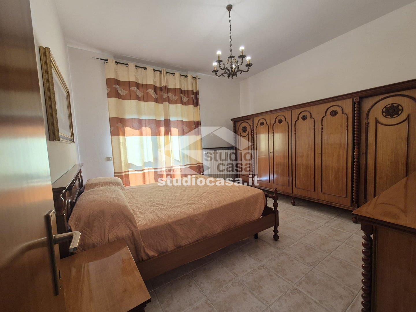 Villa a schiera di testa in vendita a Pieve Emanuele