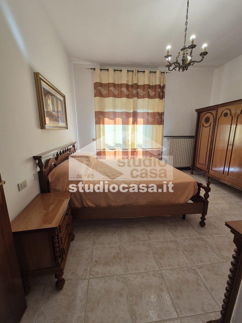 Villa a schiera di testa in vendita a Pieve Emanuele