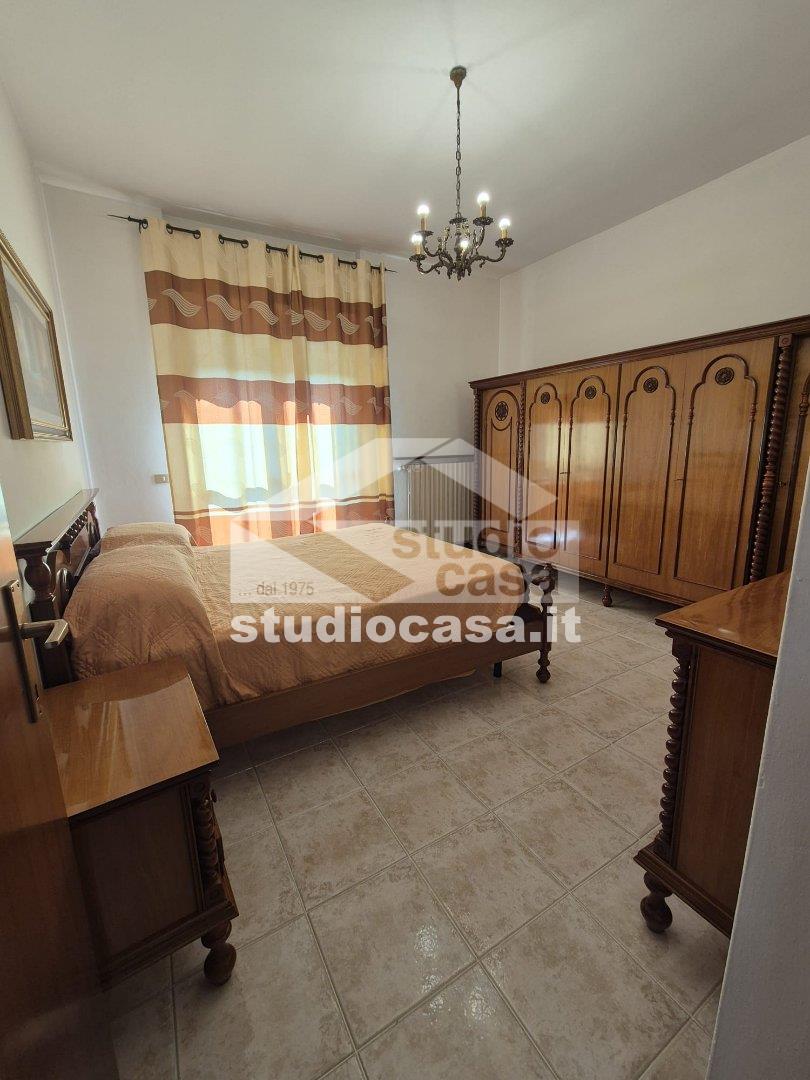 Villa a schiera di testa in vendita a Pieve Emanuele