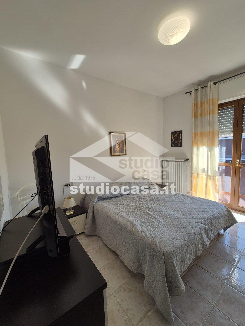 Villa a schiera di testa in vendita a Pieve Emanuele