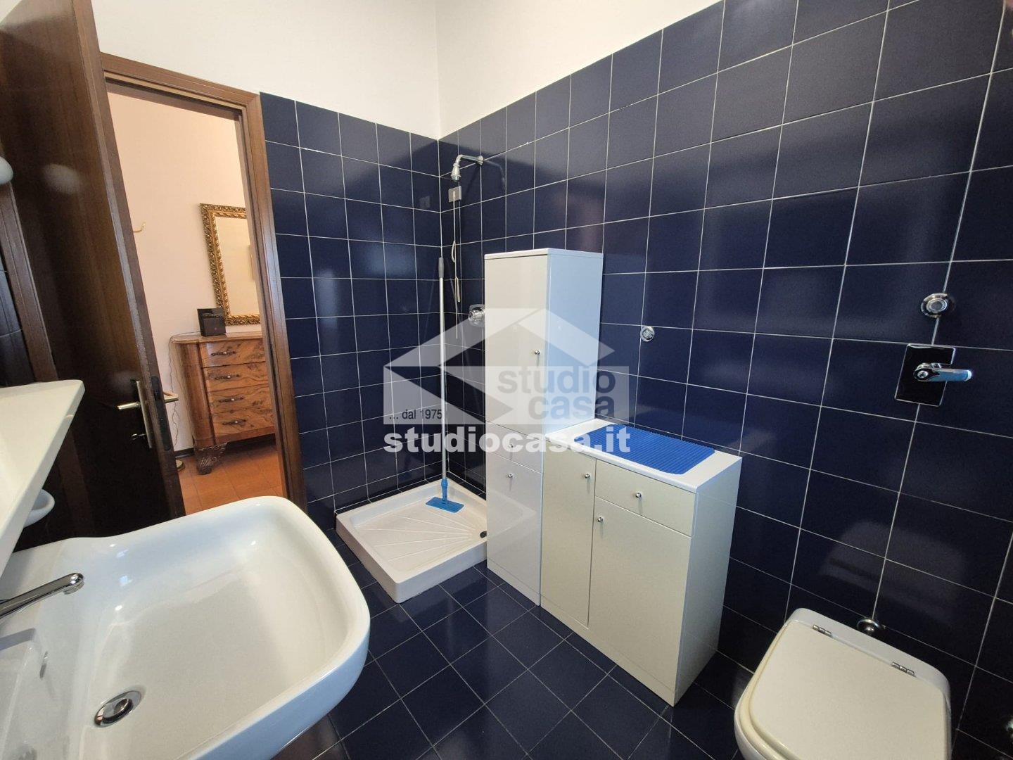 Villa a schiera di testa in vendita a Pieve Emanuele