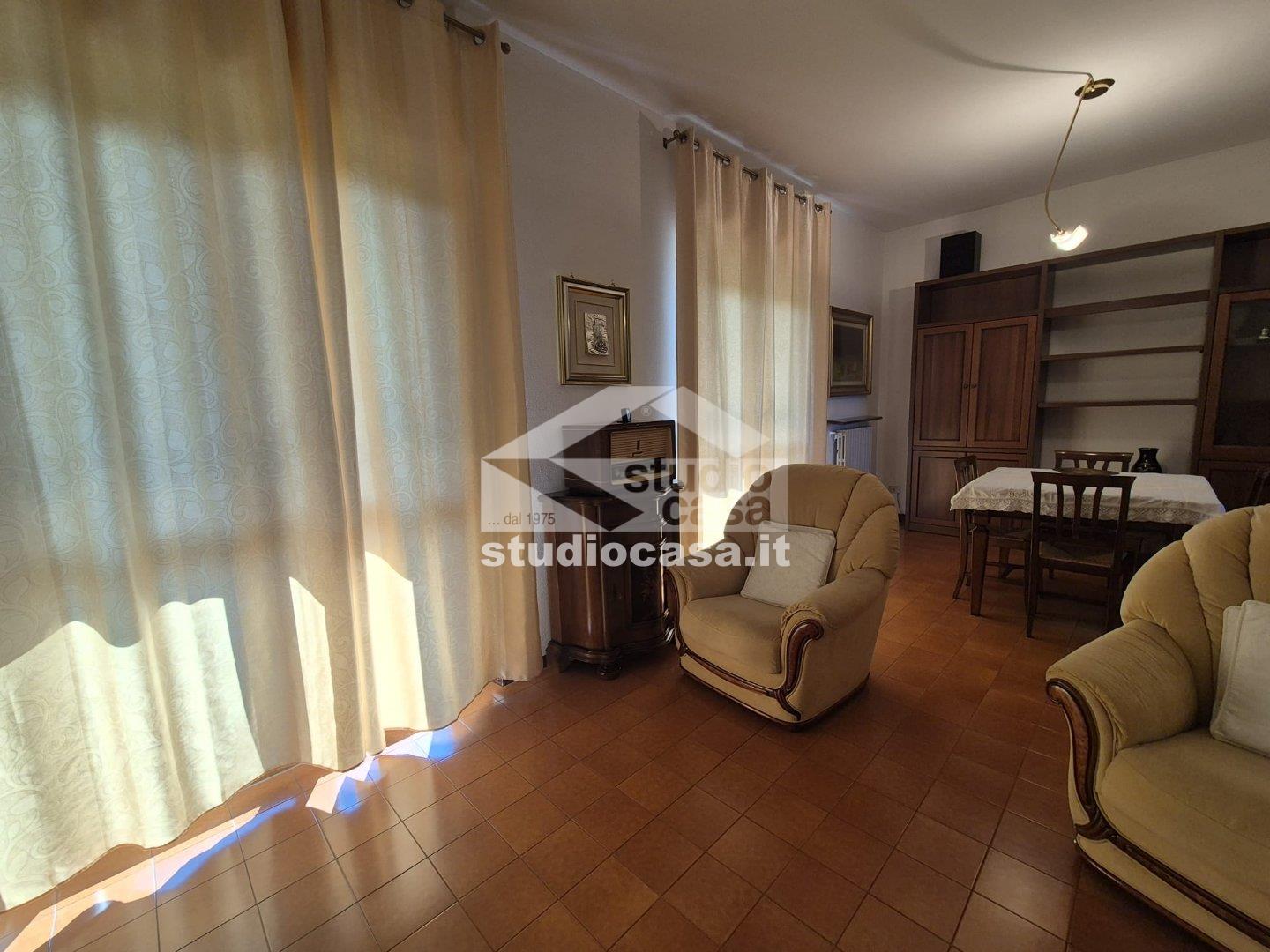 Villa a schiera di testa in vendita a Pieve Emanuele