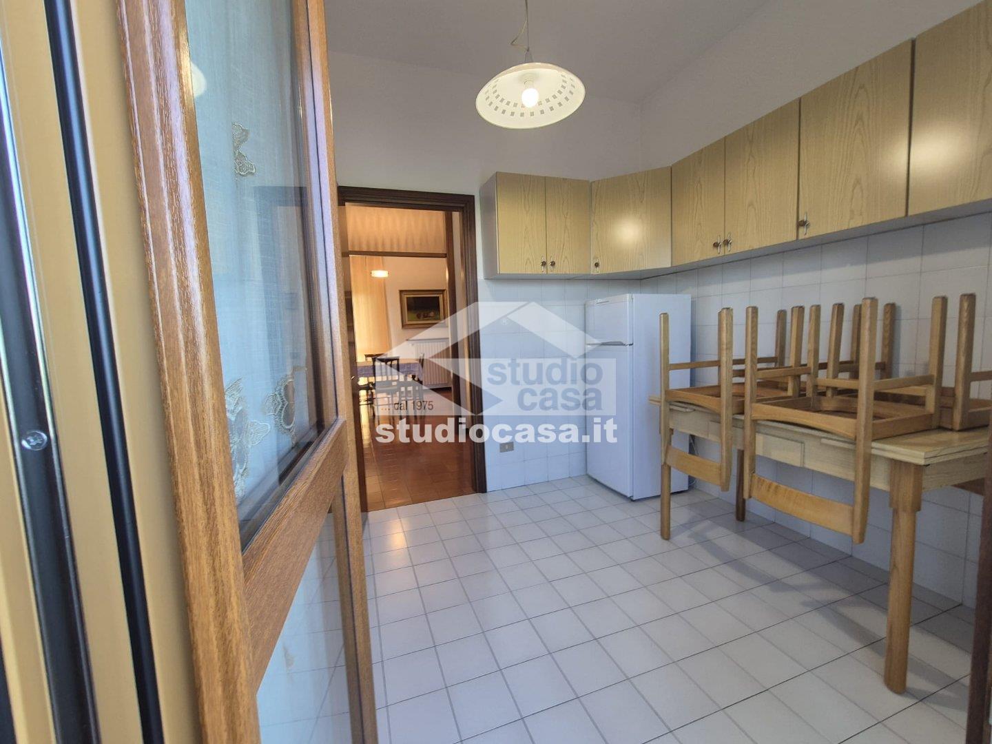 Villa a schiera di testa in vendita a Pieve Emanuele