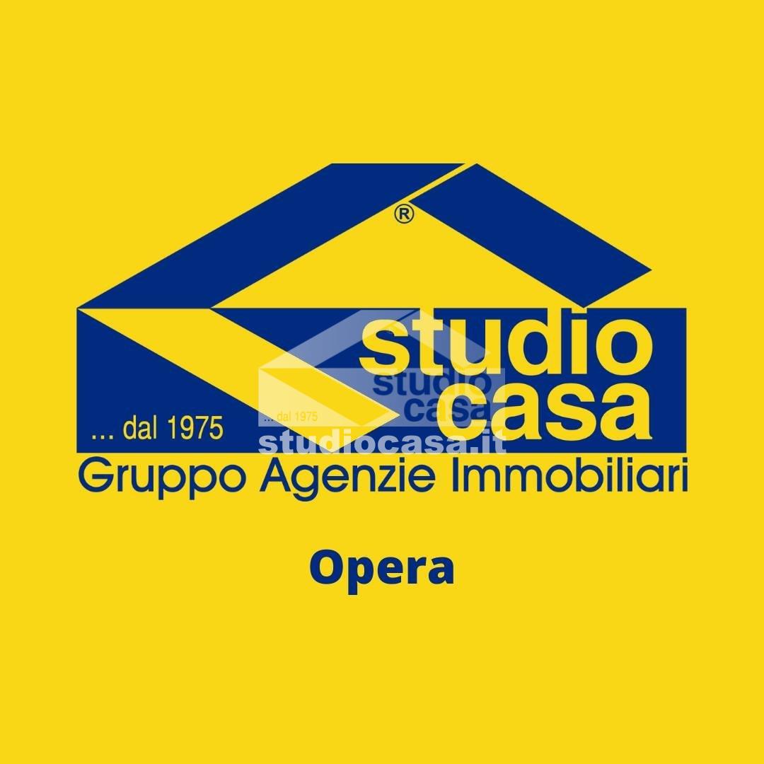 Box / Autorimessa in vendita a Opera