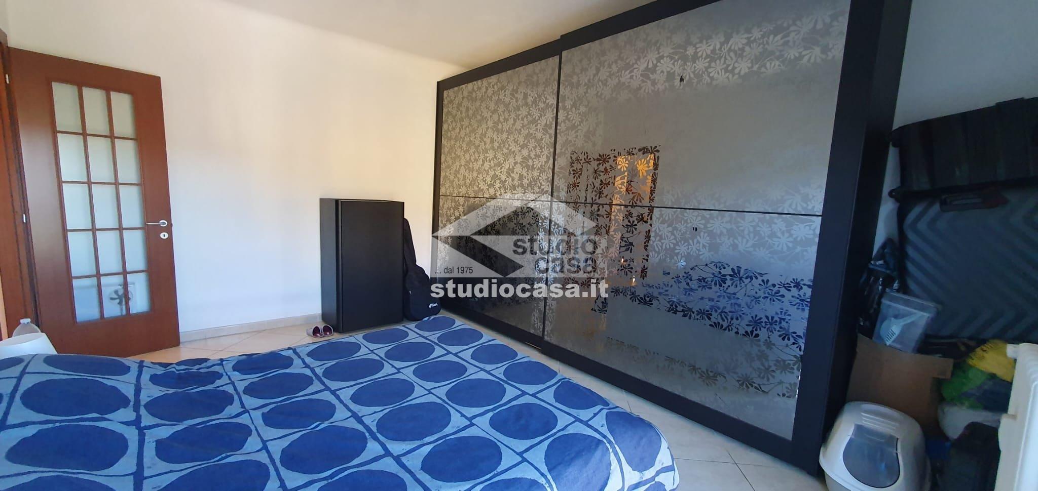 Appartamento in vendita a Locate di Triulzi