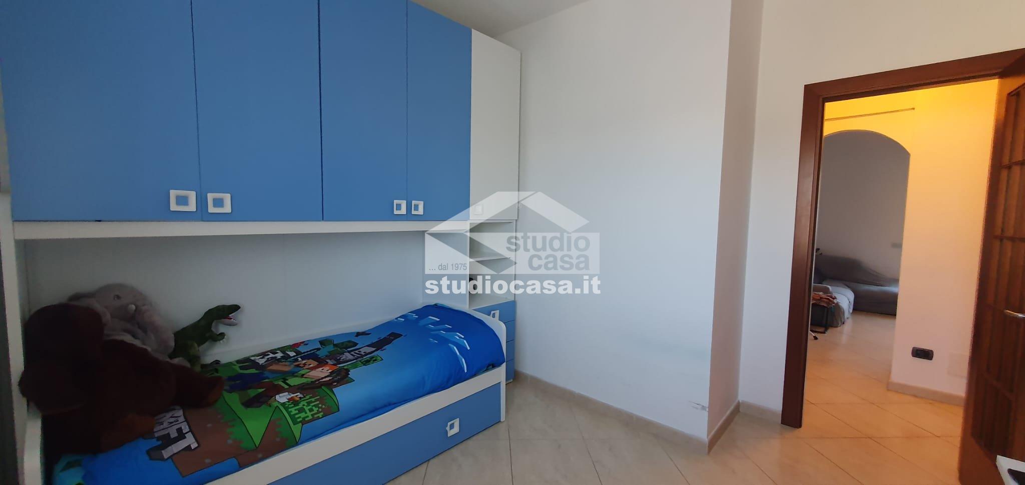 Appartamento in vendita a Locate di Triulzi