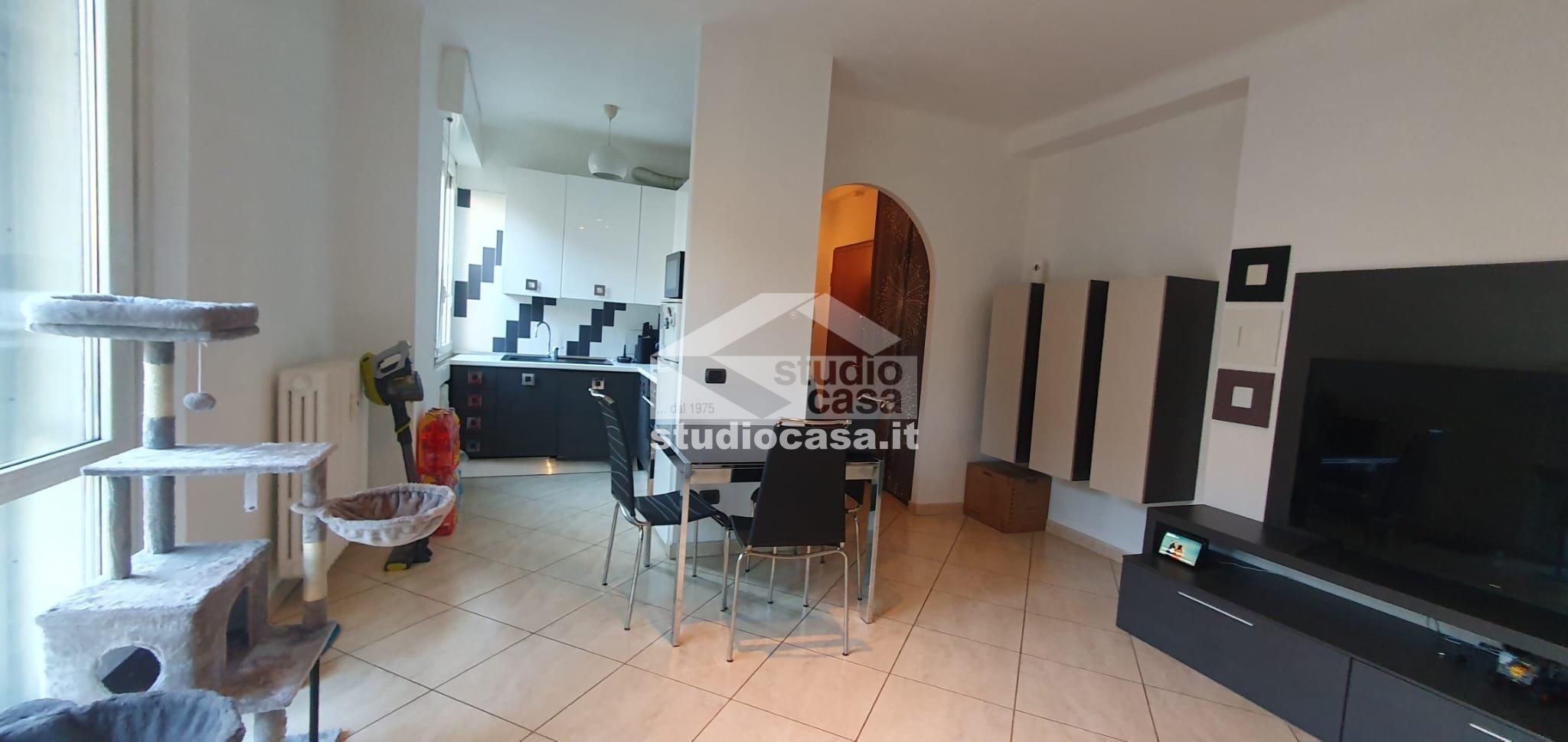 Appartamento in vendita a Locate di Triulzi