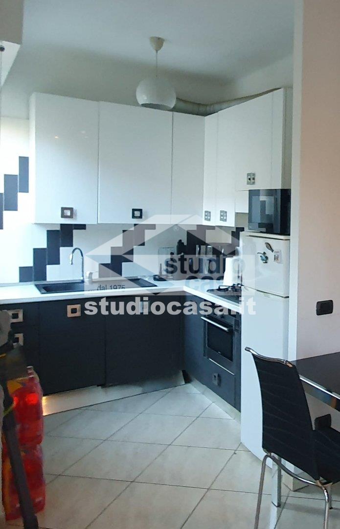 Appartamento in vendita a Locate di Triulzi