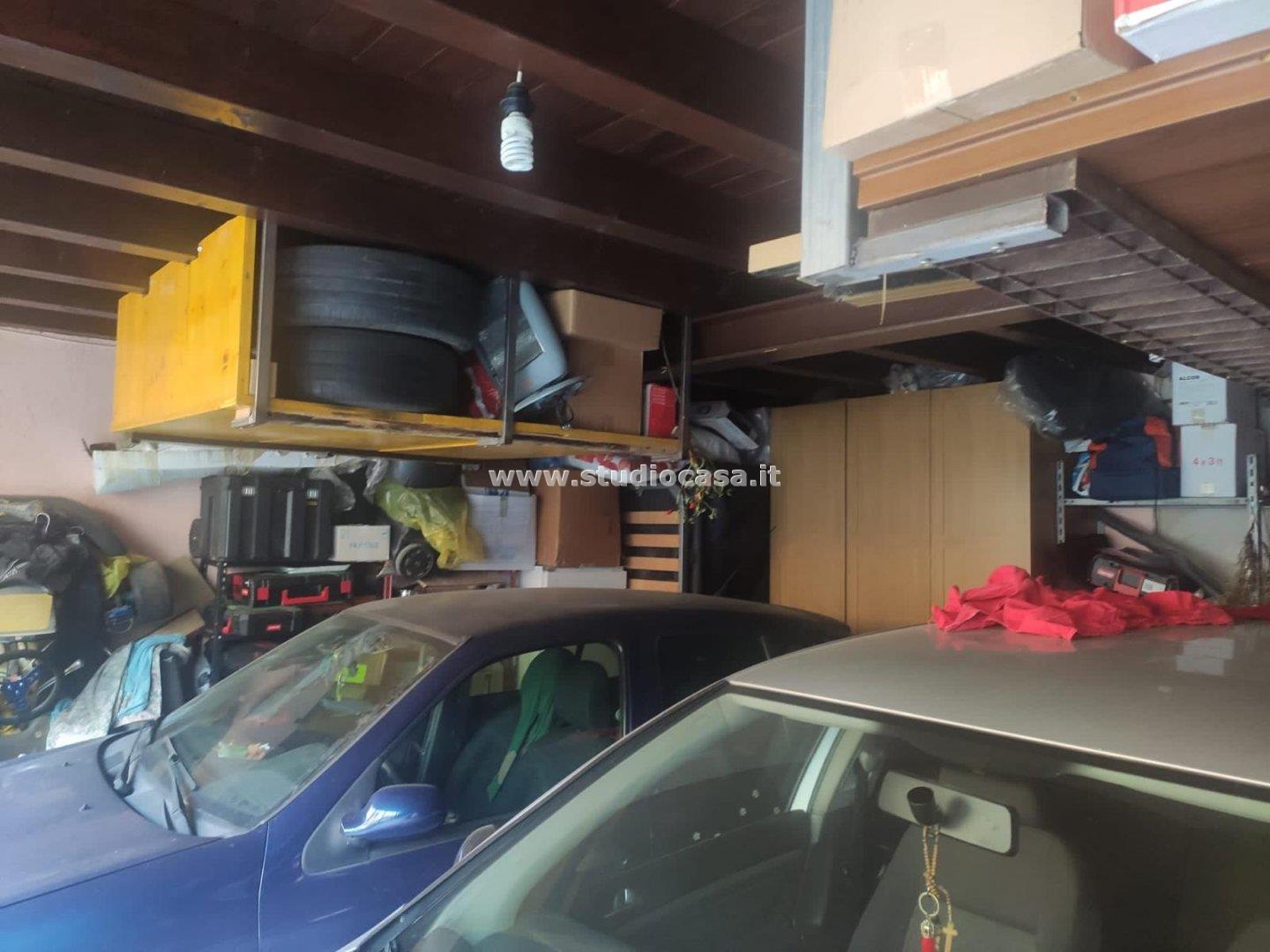 Casa Unifamiliare in vendita a Desio