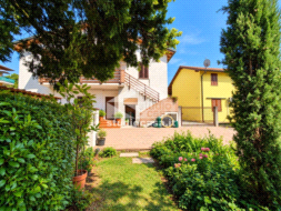Casa Unifamiliare in vendita a Cornate d'Adda